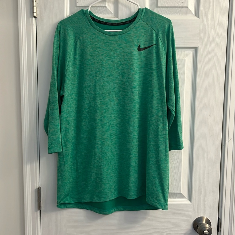 Men’s Green Nike Quarter Length Drift Shirt